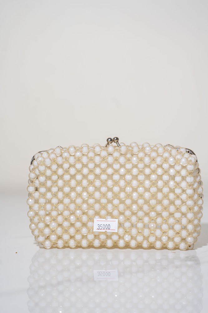 Ivory Pearl Bead Frame Clutch Bag