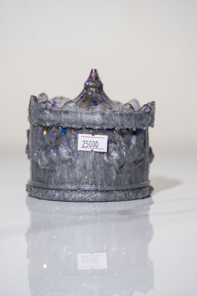 Silver Glitter Resin Crown Trinket Holder