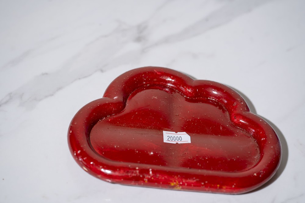 Red Cloud Resin Decorative Trinket Tray