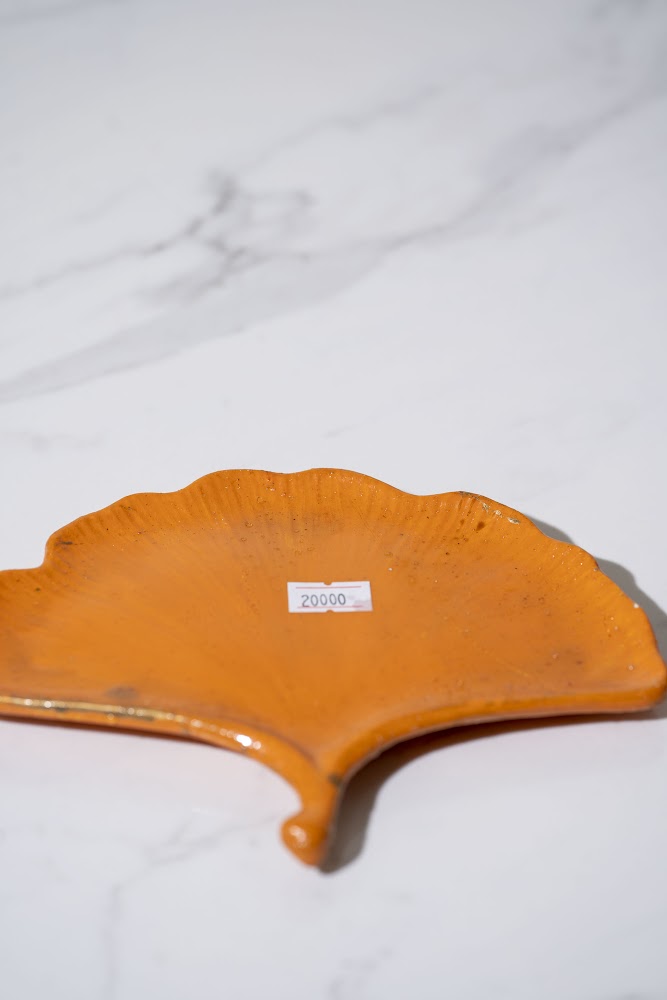 Amber Fan-Leaf Decorative Trinket Tray