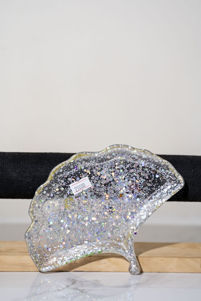 Silver Holographic Ginkgo Leaf Resin Tray