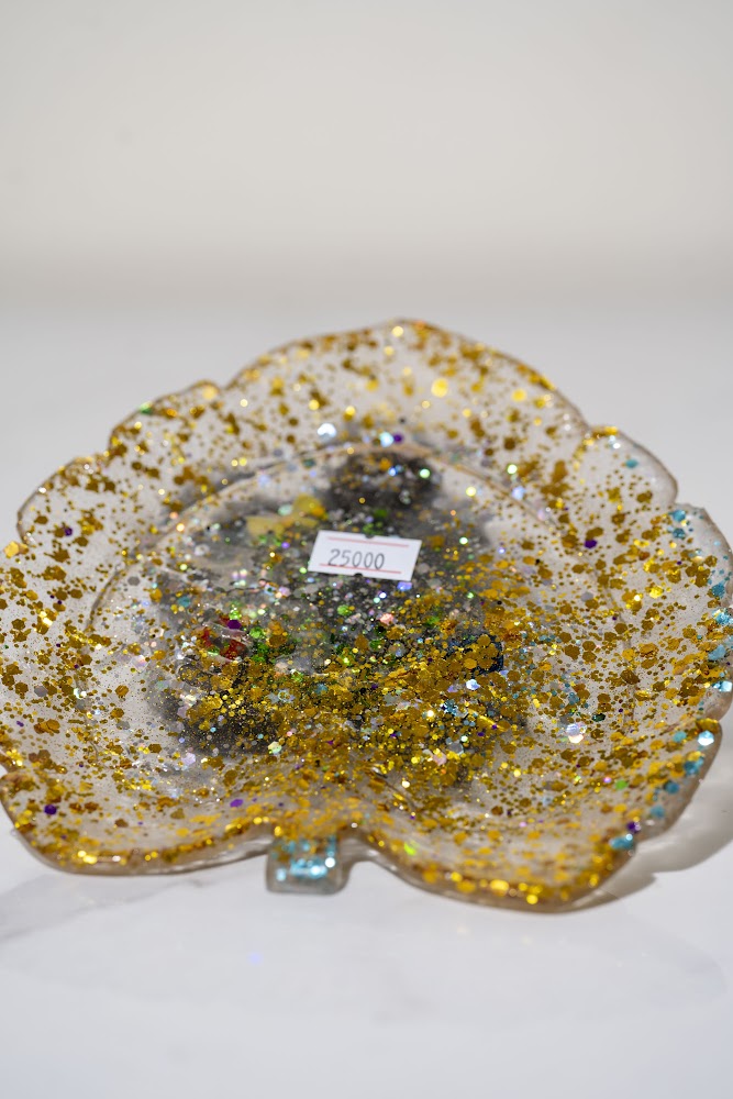 Gold Glitter Resin Leaf Tray