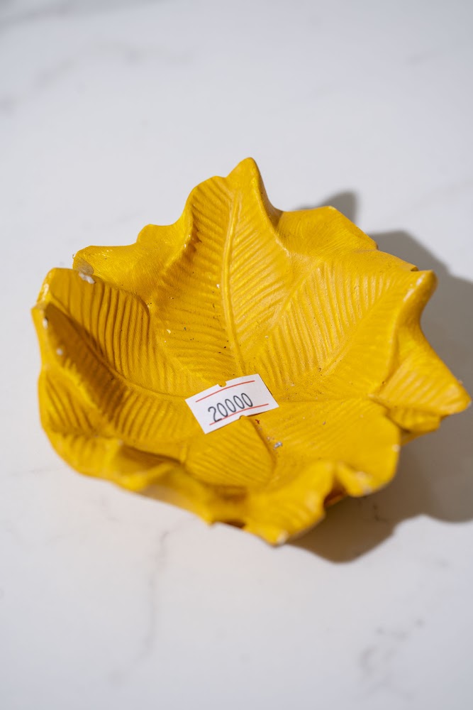 Sunshine Yellow Leaf-Shaped Trinket Dish